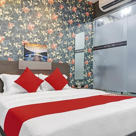 Oyo Flagship Hotel Royal Inn スーラト エクステリア 写真