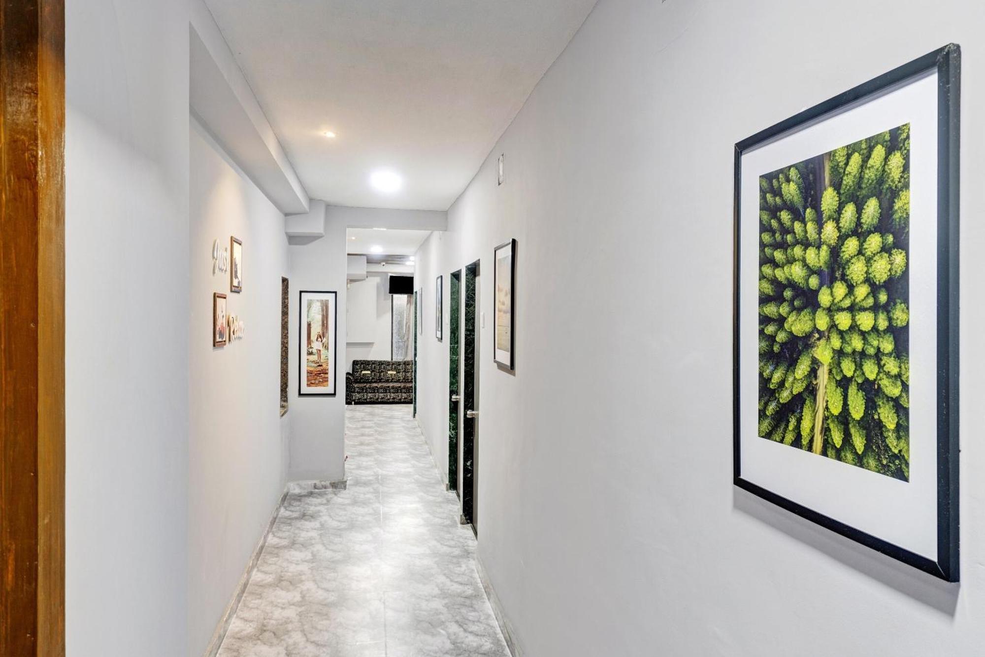 Oyo Flagship Hotel Royal Inn スーラト エクステリア 写真